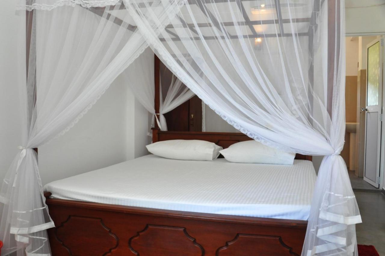 The Ocean Bed & Breakfast Unawatuna Eksteriør bilde