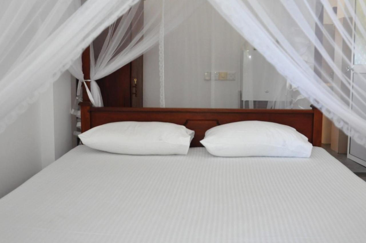 The Ocean Bed & Breakfast Unawatuna Eksteriør bilde